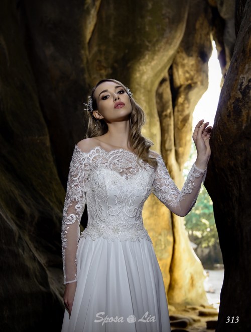 https://www.sposa-lia.com/images/stories/virtuemart/product/313      (2).jpg